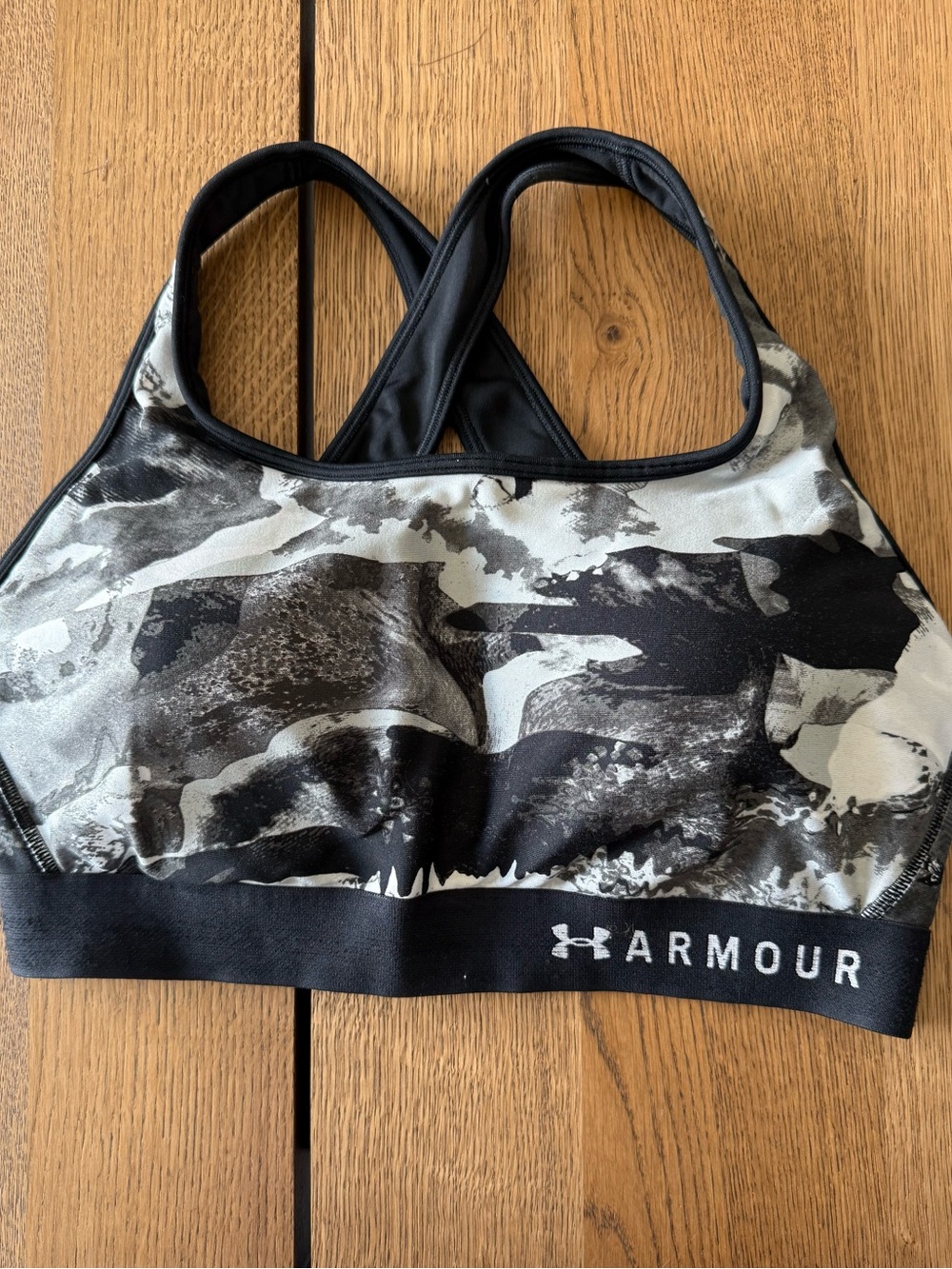 Under Armour Women’s Black & White Camo Racerback Sports Bra